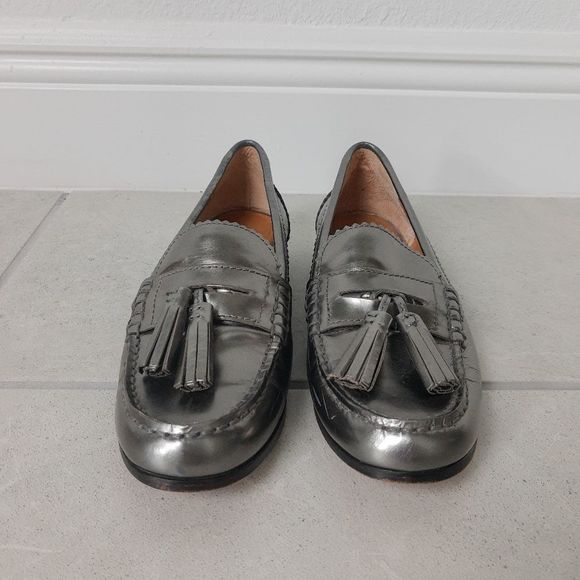 Haydee Silver Pewter Metallic Leather Tasseled Loafers - Picture 6 of 9